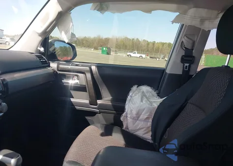 2019 Toyota 4Runner Trd Off Road from USA, damaged, VIN JTEBU5JR8K5709607